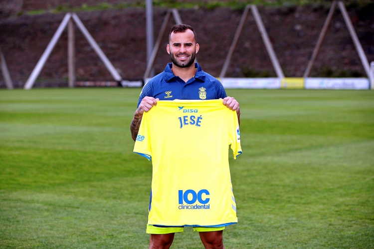 kaiyun.com-赫塞回忆2014年家中火灾：刚做完手术被困屋内，没想到房子烧起来