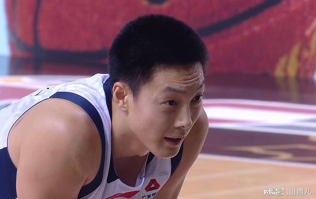 kaiyun.com-不打了!上海最强“核武”被曝因伤缺阵,至少输广东队20分以上?