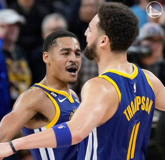 普尔与汤普森合砍72分 勇士四连胜更靠顶级防守