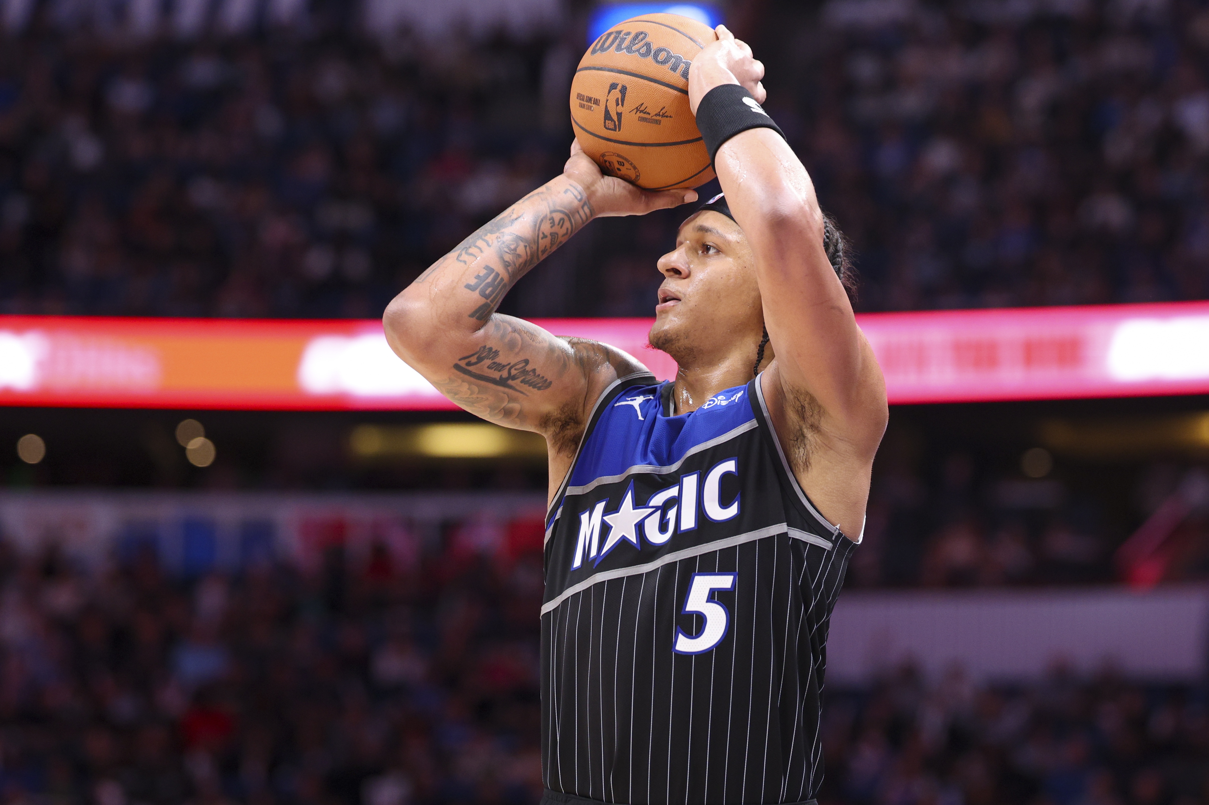 开云体育官网-班凯罗生涯14场35+追平霍华德队史并列第三 仅次于麦迪和奥尼尔